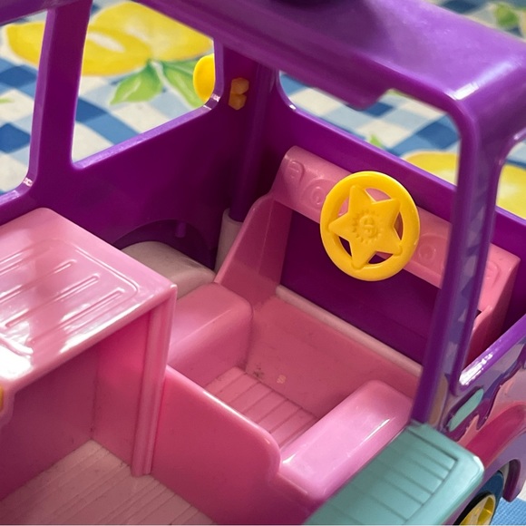 Shopkins Purple And Pink Ice Cream Van With 2 Poseable PVC Dolls - Picture 11 of 13